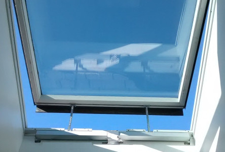 temperature sensitive skylights can be opened automatically when a room gets hot